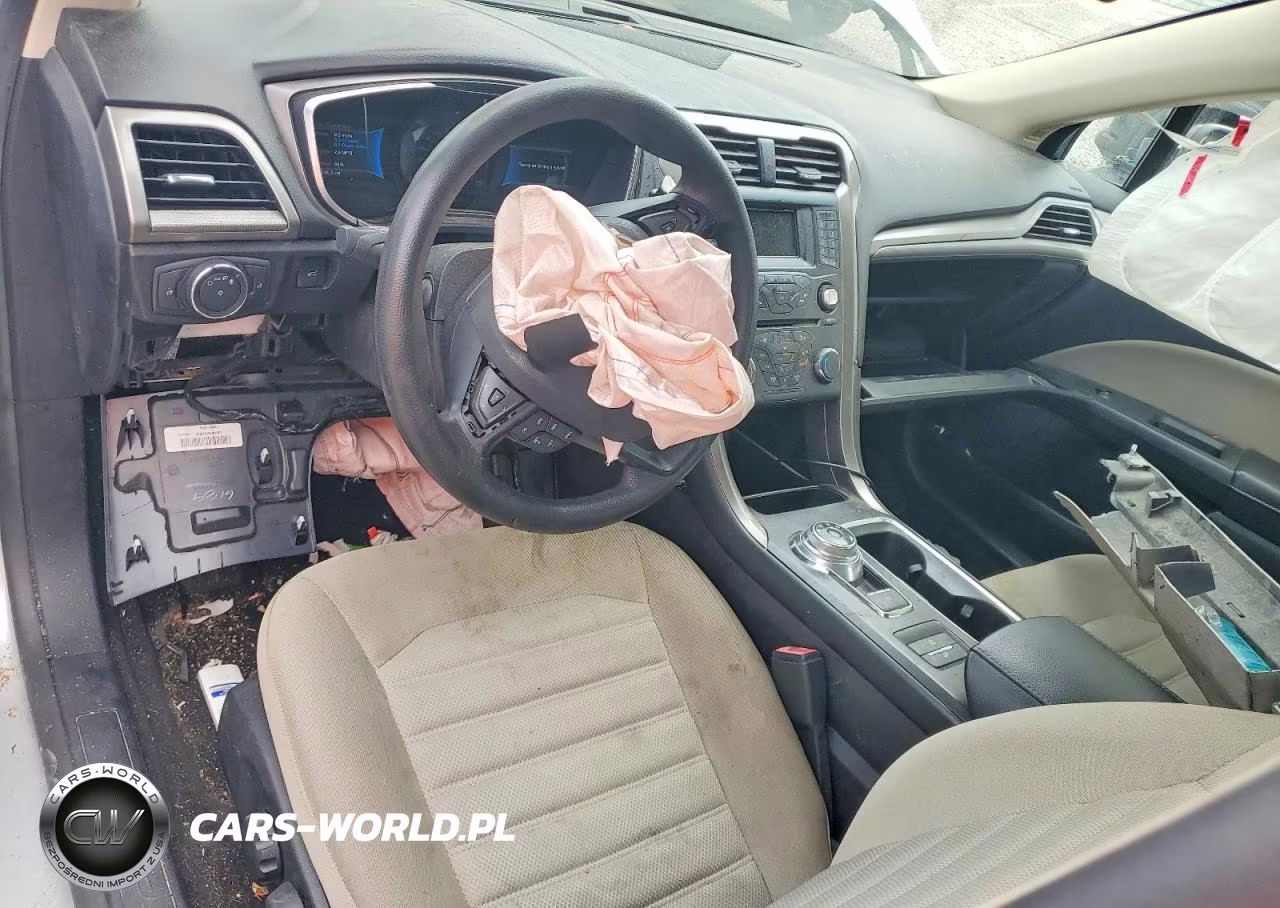 2018 Ford Fusion S Hybrid VIN:3FA6P0UU3JR100202 - 8