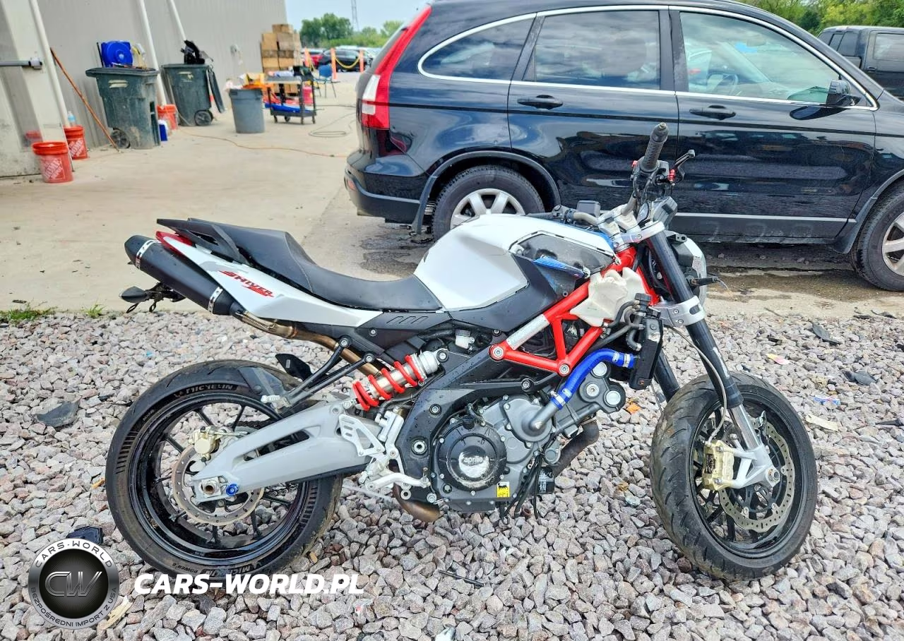 2013 Aprilia Shiver 750 – zdjęcie 1 z 9