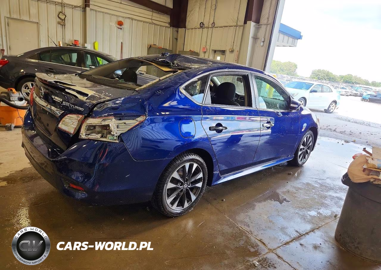 2017 Nissan Sentra Sr Turbo VIN:3N1CB7AP1HY205536 - 3