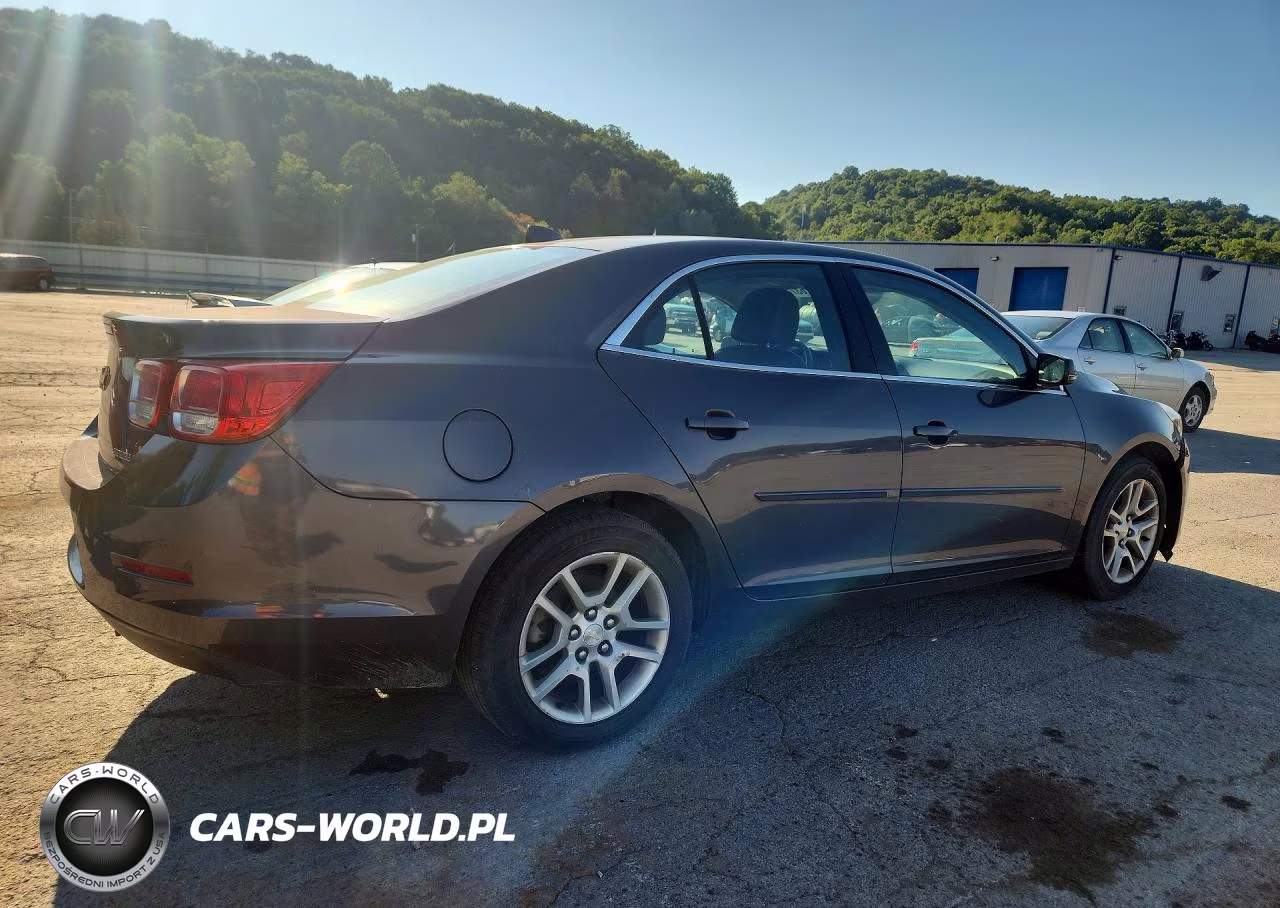 2013 Chevrolet Malibu 1Lt VIN:1G11C5SA3DF230237 - 3