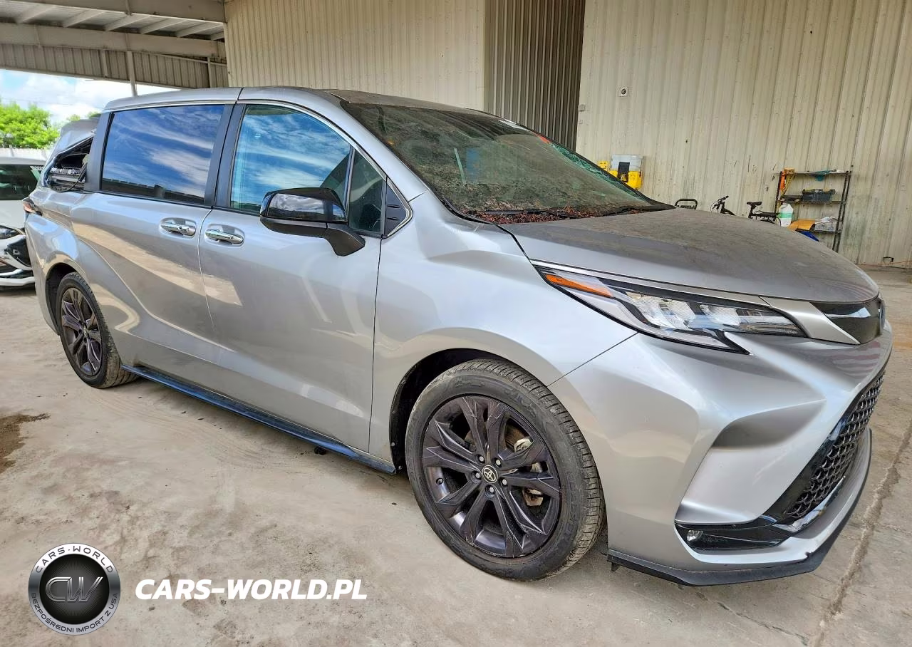 2023 Toyota Sienna Xse 7-Passenger VIN:5TDXRKEC1PS170586 - 4