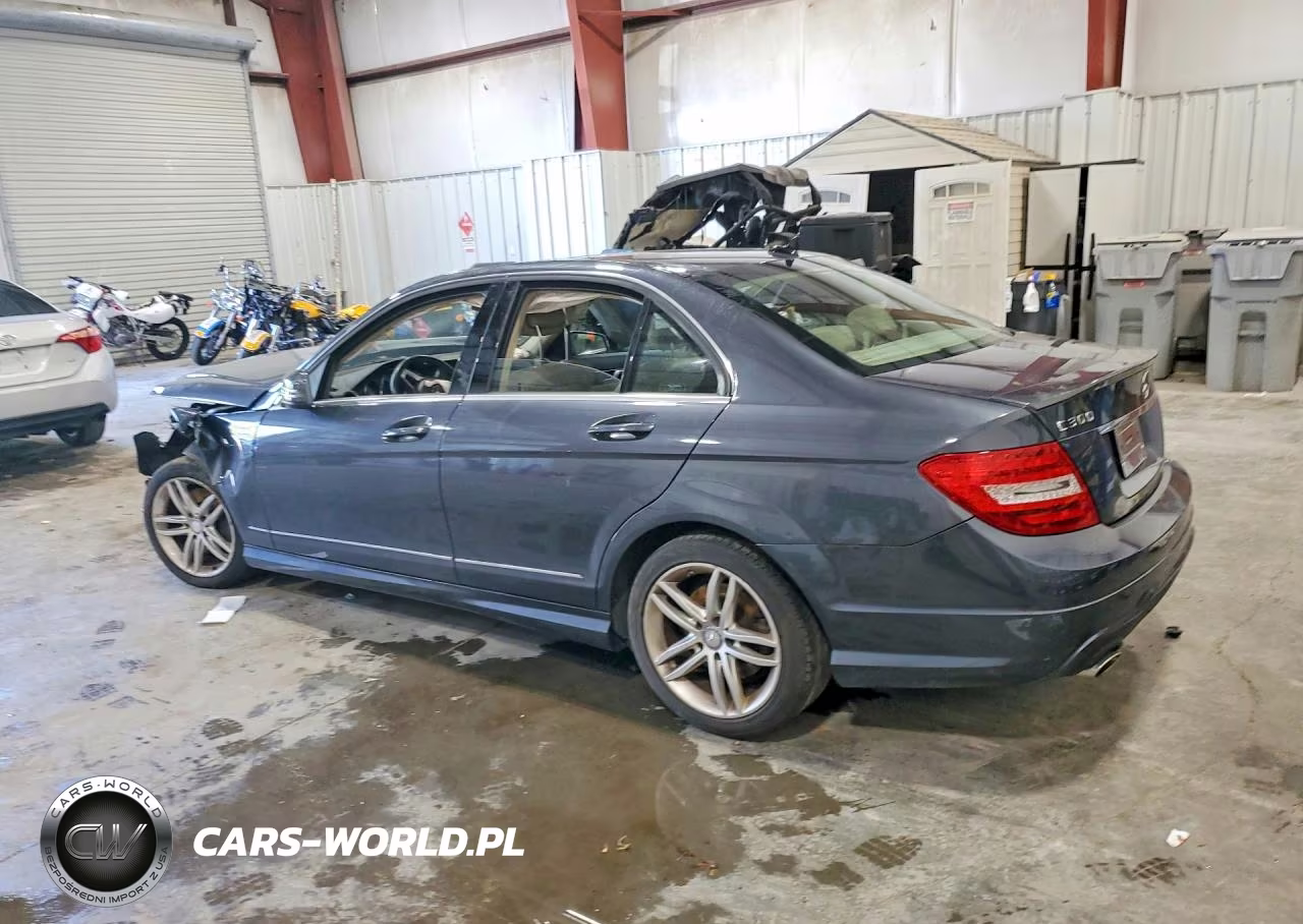 2014 Mercedes-Benz C 300 4Matic VIN:WDDGF8AB3ER317291 - 2