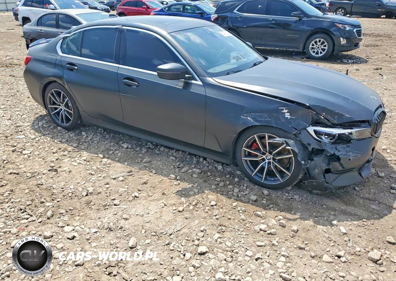 BMW 330XI VIN:3MW5R7J5XK8B02698 - 4