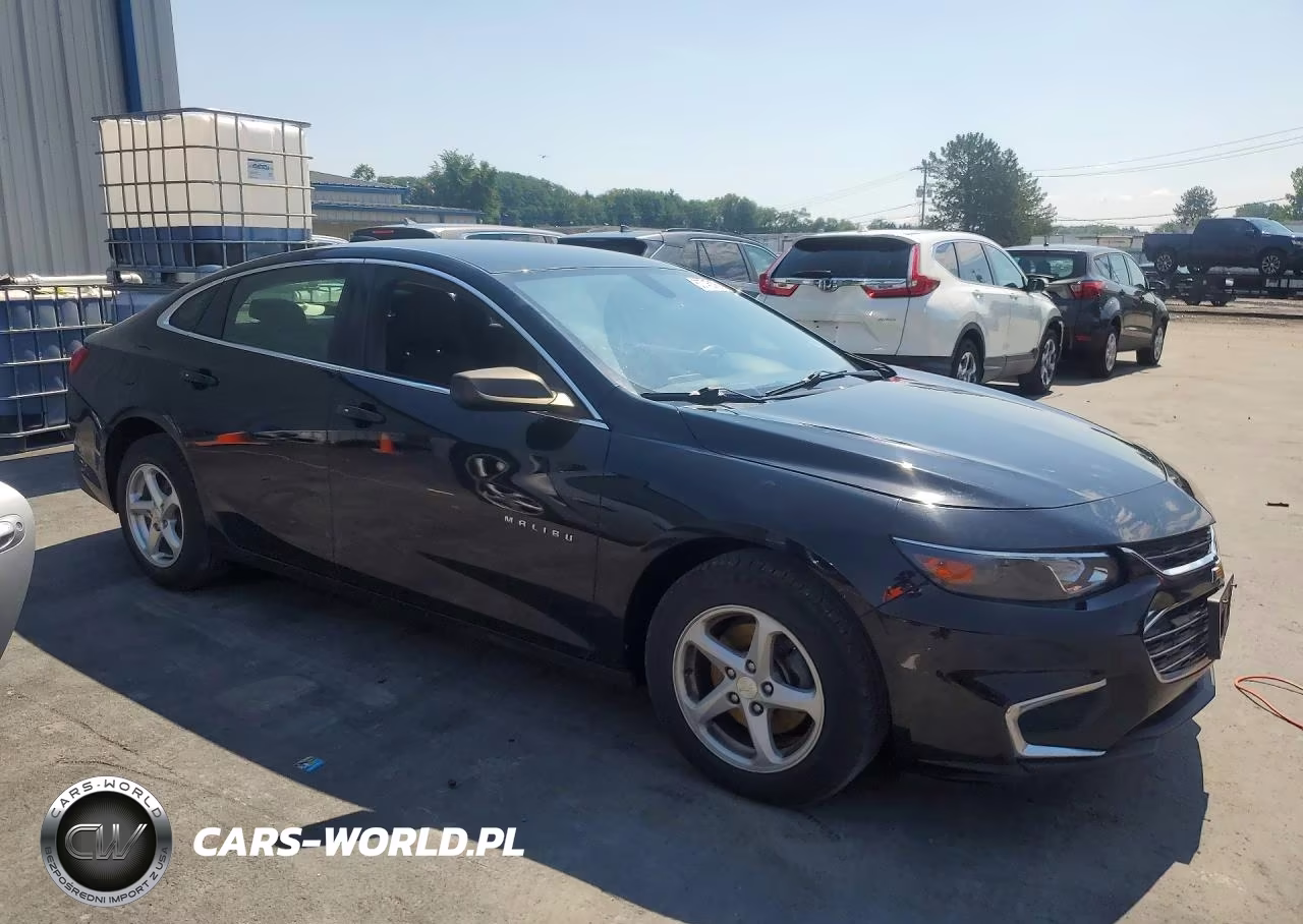 2018 Chevrolet Malibu Ls VIN:1G1ZB5ST8JF252303 - 4