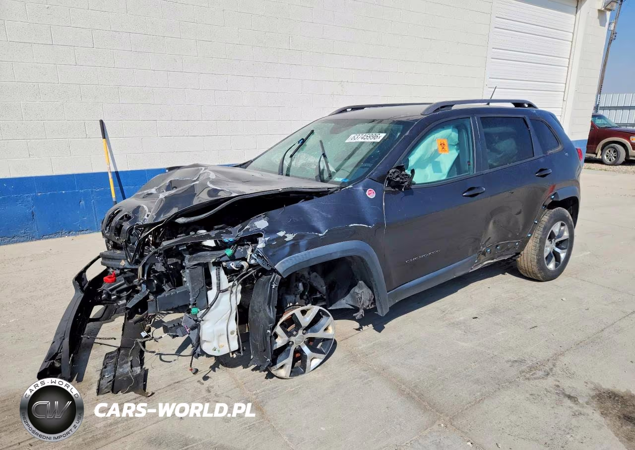 2015 Jeep Cherokee Trailhawk – zdjęcie 1 z 12