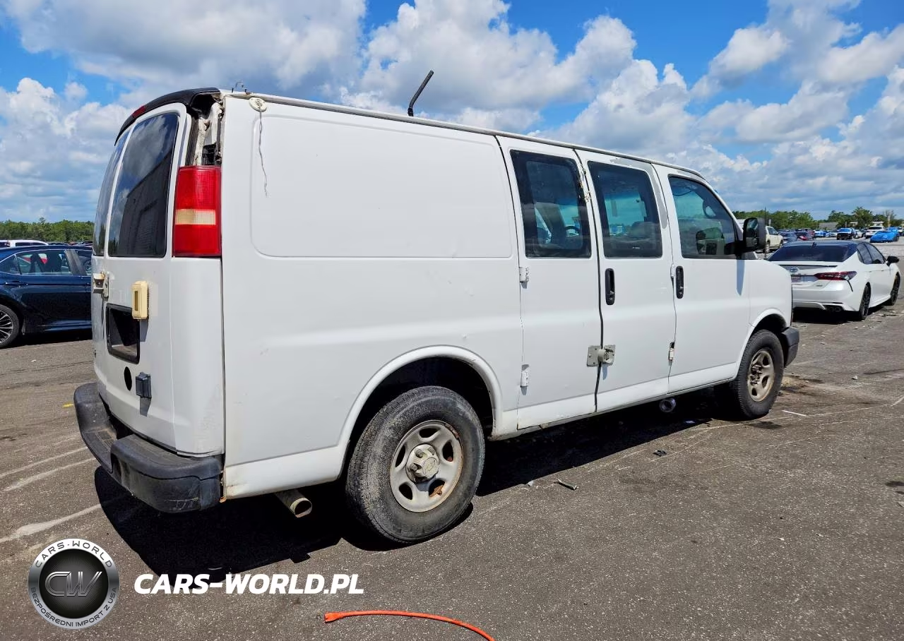 2007 Chevrolet Express 1500 Delivery Van VIN:1GCFG15X971102998 - 3