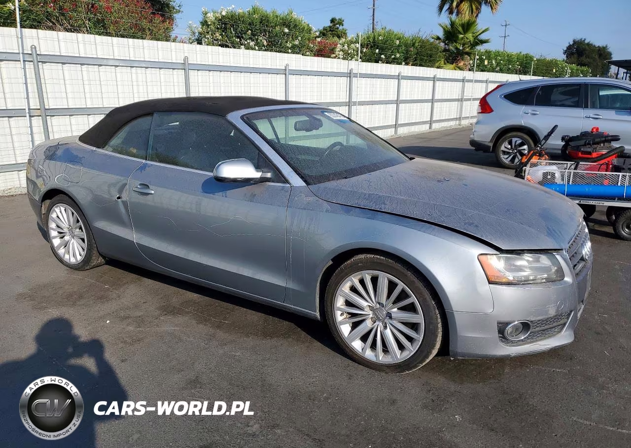 2011 Audi A5 Premium Plus VIN:WAULFAFH4BN013898 - 4