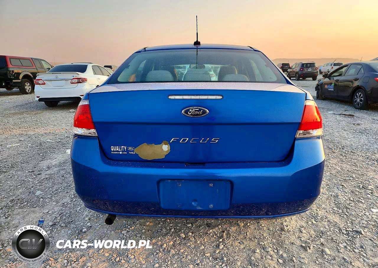 2010 Ford Focus S VIN:1FAHP3EN0AW263260 - 6
