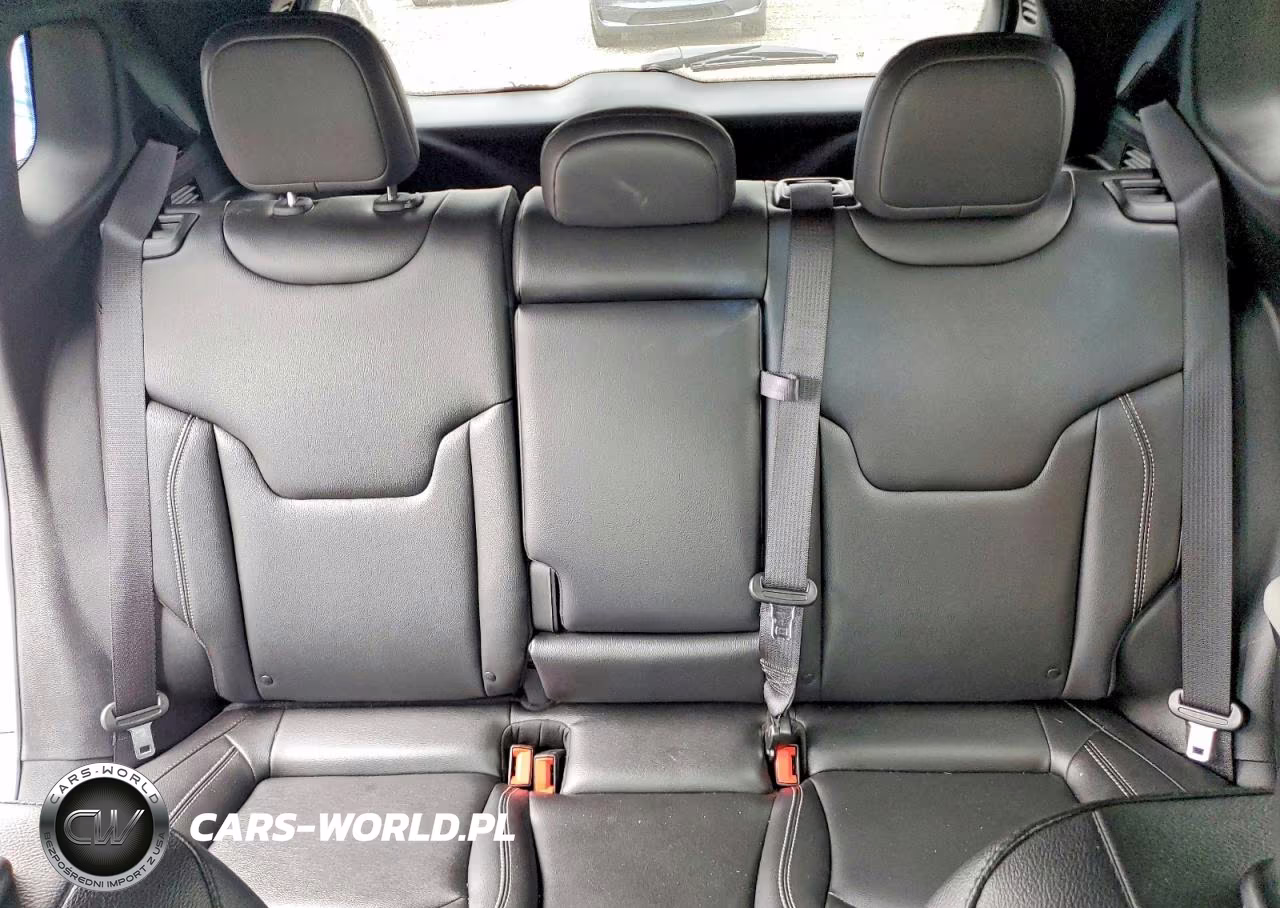 2025 Jeep Compass Limited 4X4 VIN:3C4NJDCN3ST579377 - 10