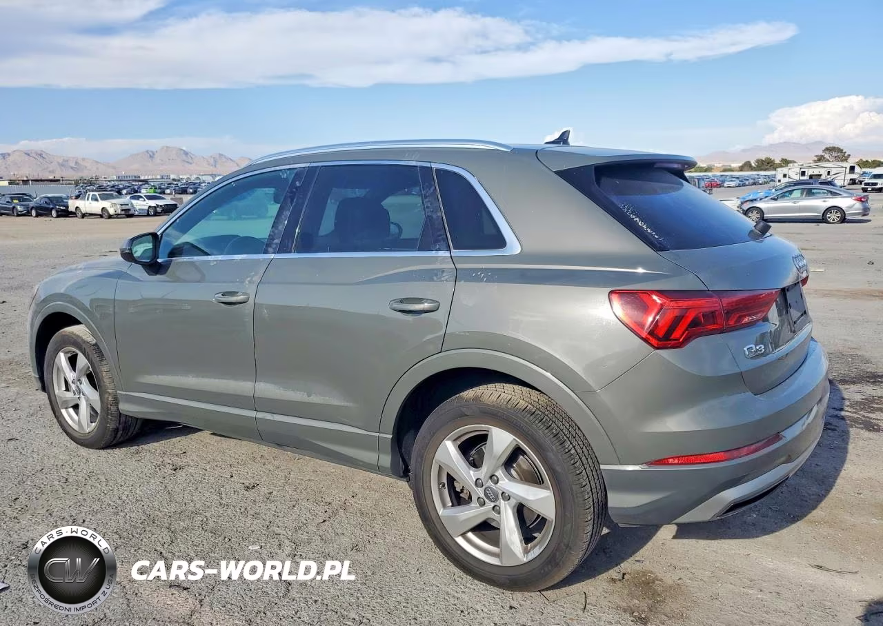 2019 Audi Q3 Premium VIN:WA1AECF36K1077052 - 2