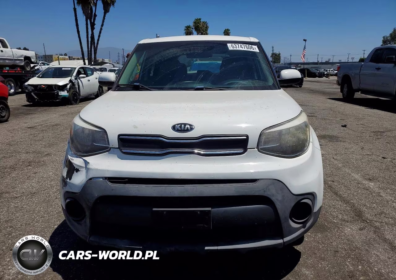 2018 Kia Soul Base VIN:KNDJN2A24J7558184 - 5