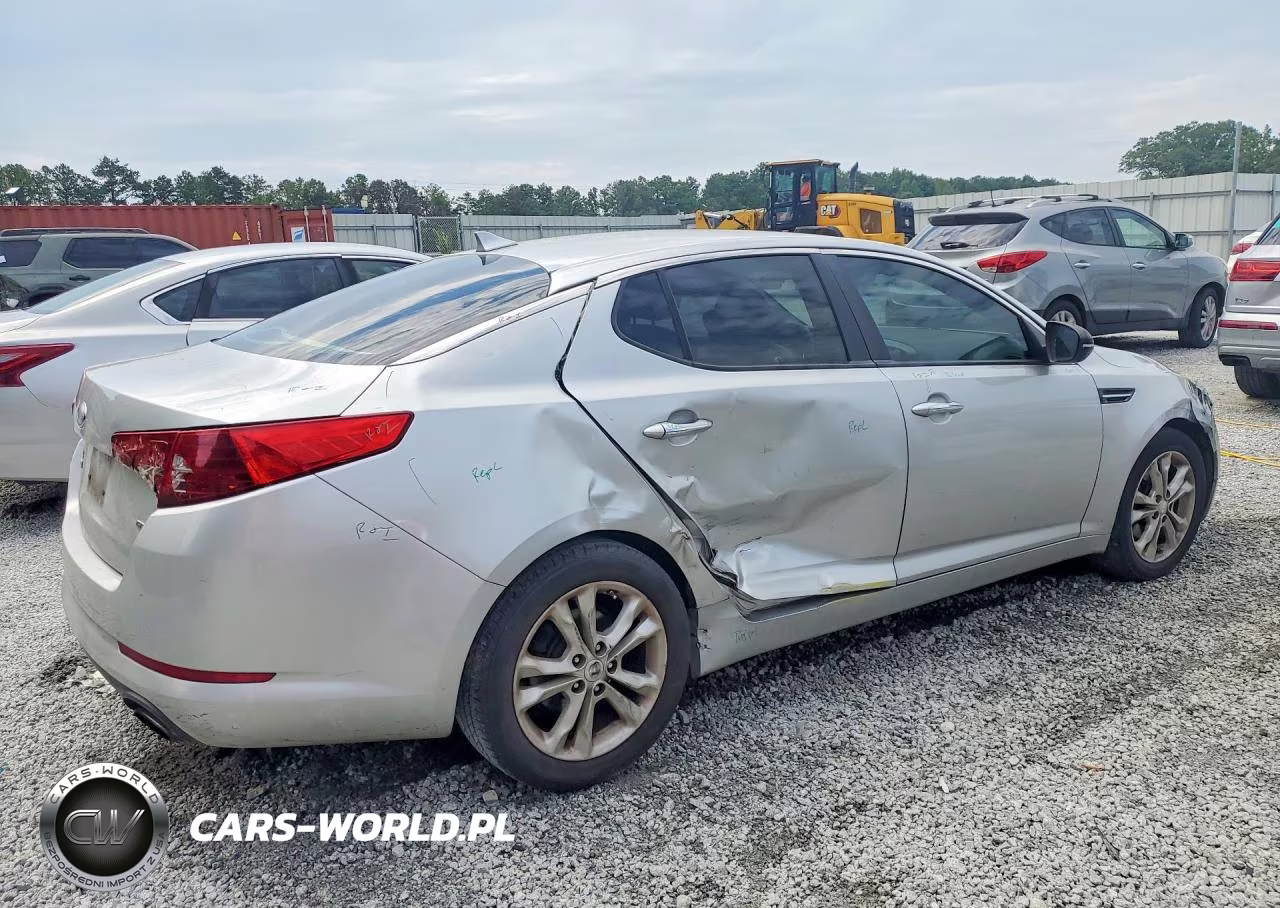 2013 Kia Optima Lx VIN:5XXGM4A77DG151055 - 3