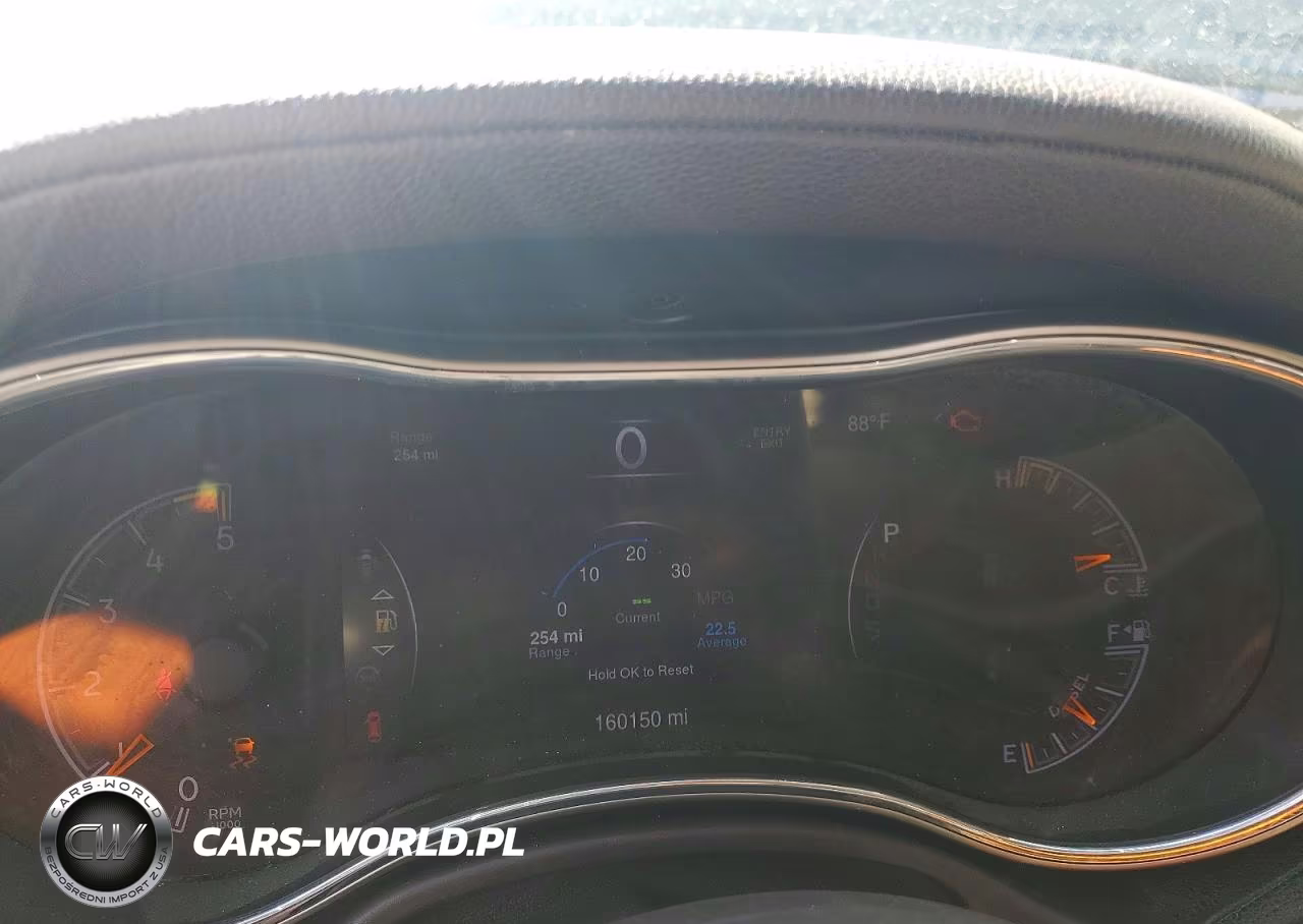 2015 Jeep Grand Cherokee Overland VIN:1C4RJFCM0FC112987 - 9