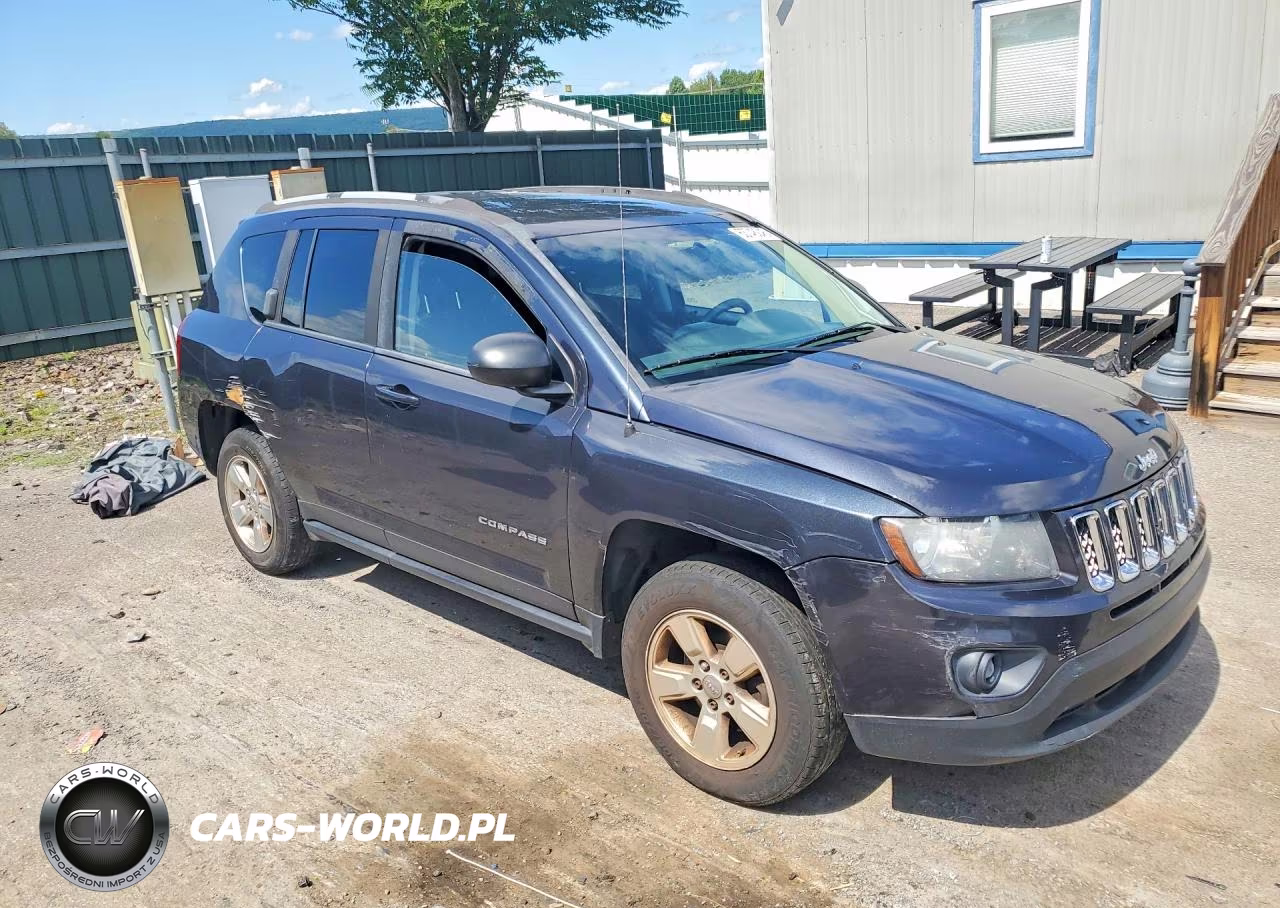 2015 Jeep Compass Sport VIN:1C4NJCBA7FD397038 - 4