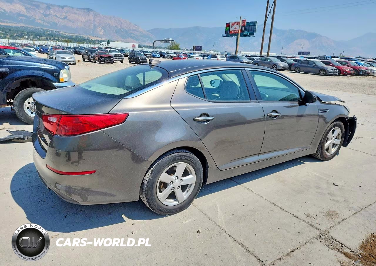 2015 Kia Optima Lx VIN:5XXGM4A74FG403072 - 3