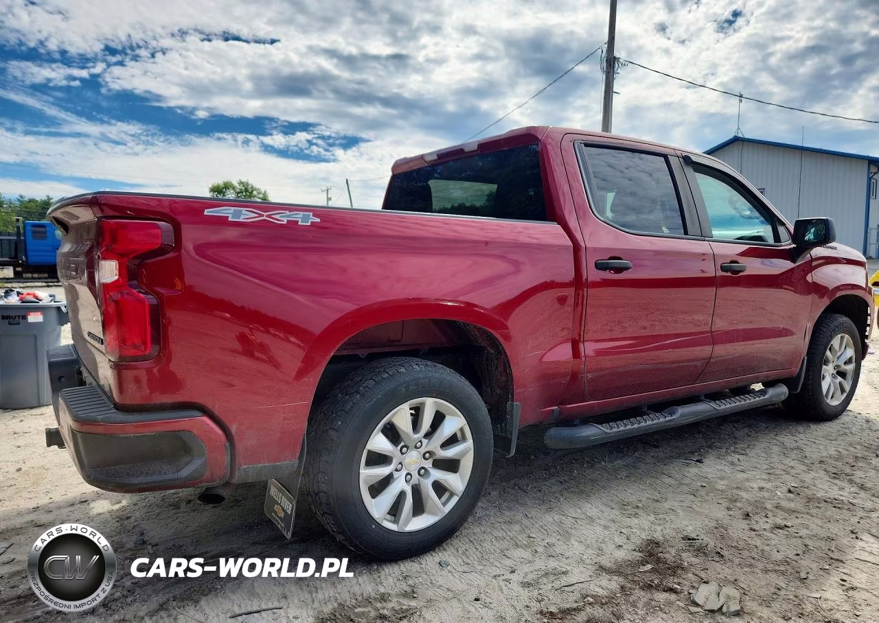 2021 Chevrolet Silverado K1500 Custom VIN:3GCPYBEK1MG423300 - 3