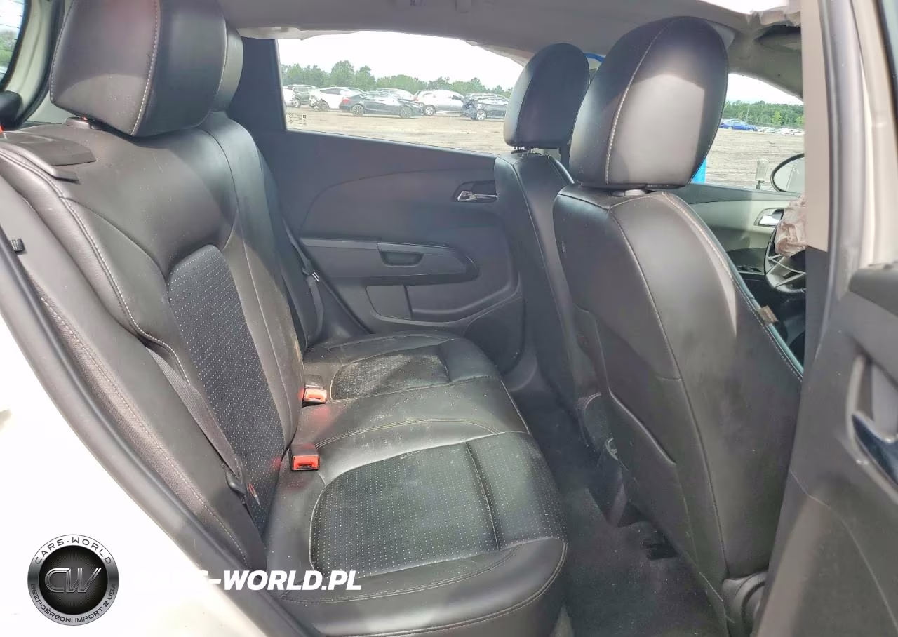 2015 Chevrolet Sonic Ltz VIN:1G1JE6SB2F4186500 - 11