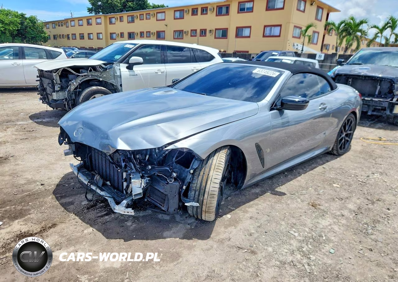 2023 BMW M850Xi