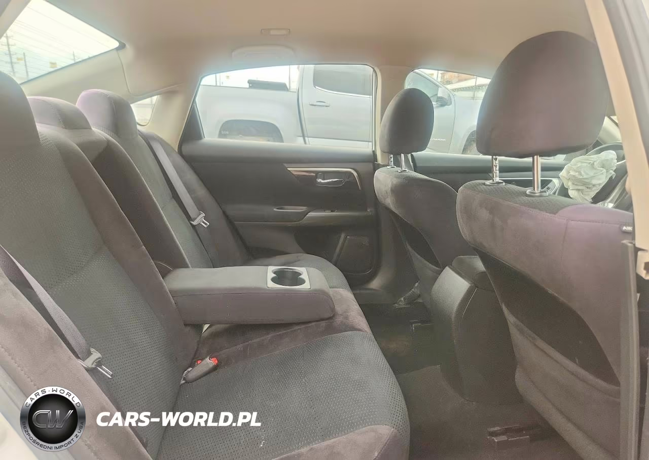 2014 Nissan Altima 2.5 S VIN:1N4AL3AP1EN349046 - 10