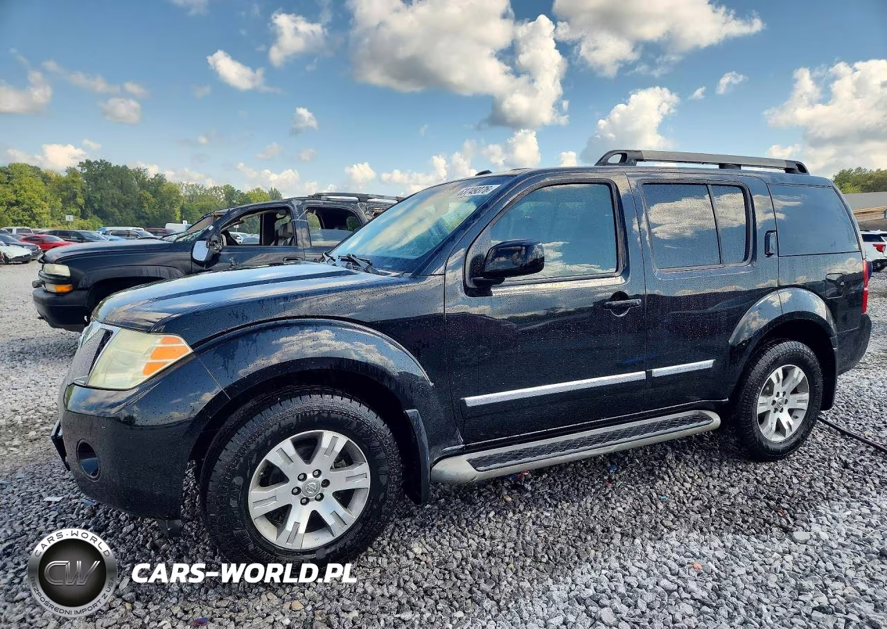 2011 Nissan Pathfinder S
