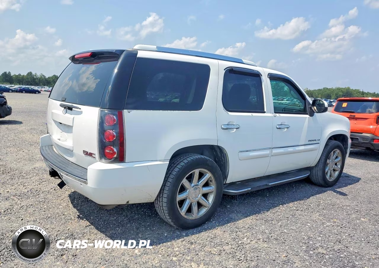 2007 GMC Yukon Denali VIN:1GKFK63847J150131 - 3
