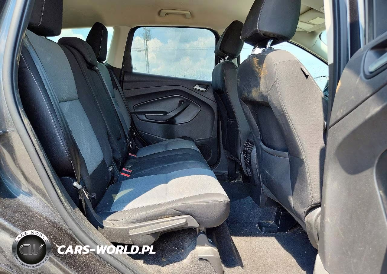 2017 Ford Escape Se VIN:1FMCU0GD3HUC23885 - 11