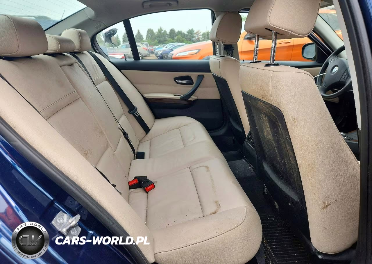 2011 BMW 328 Xi VIN:WBAPK7C53BF087205 - 10