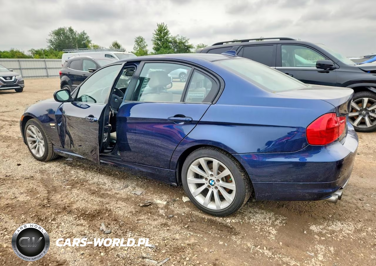 2011 BMW 328 Xi VIN:WBAPK7C53BF087205 - 2