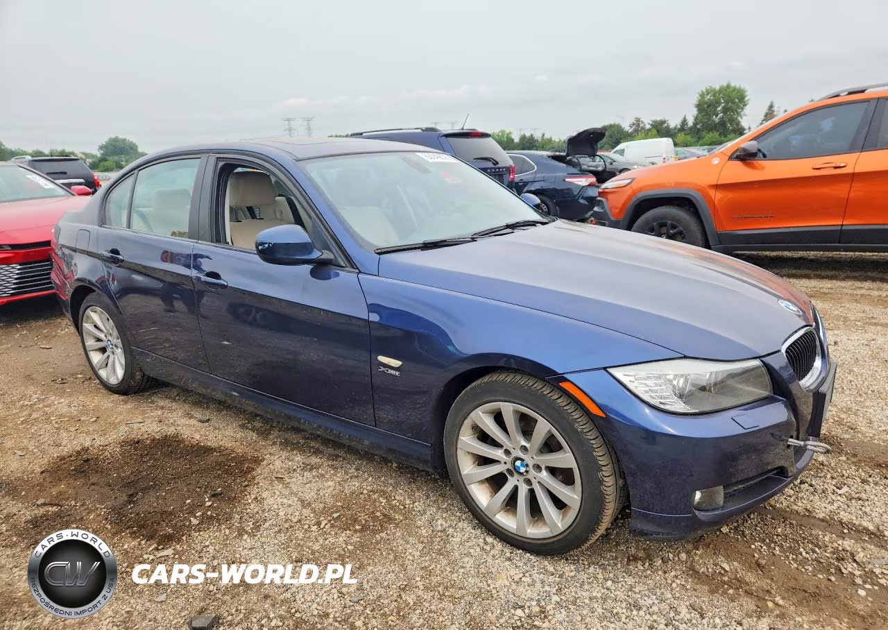 2011 BMW 328 Xi VIN:WBAPK7C53BF087205 - 4