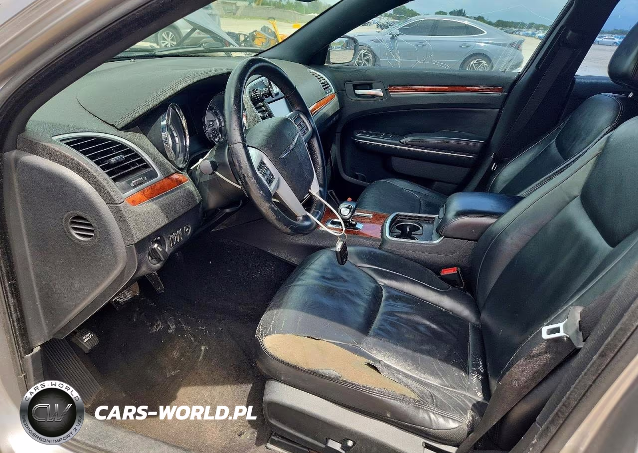 2014 Chrysler 300 VIN:2C3CCAAG6EH141670 - 7