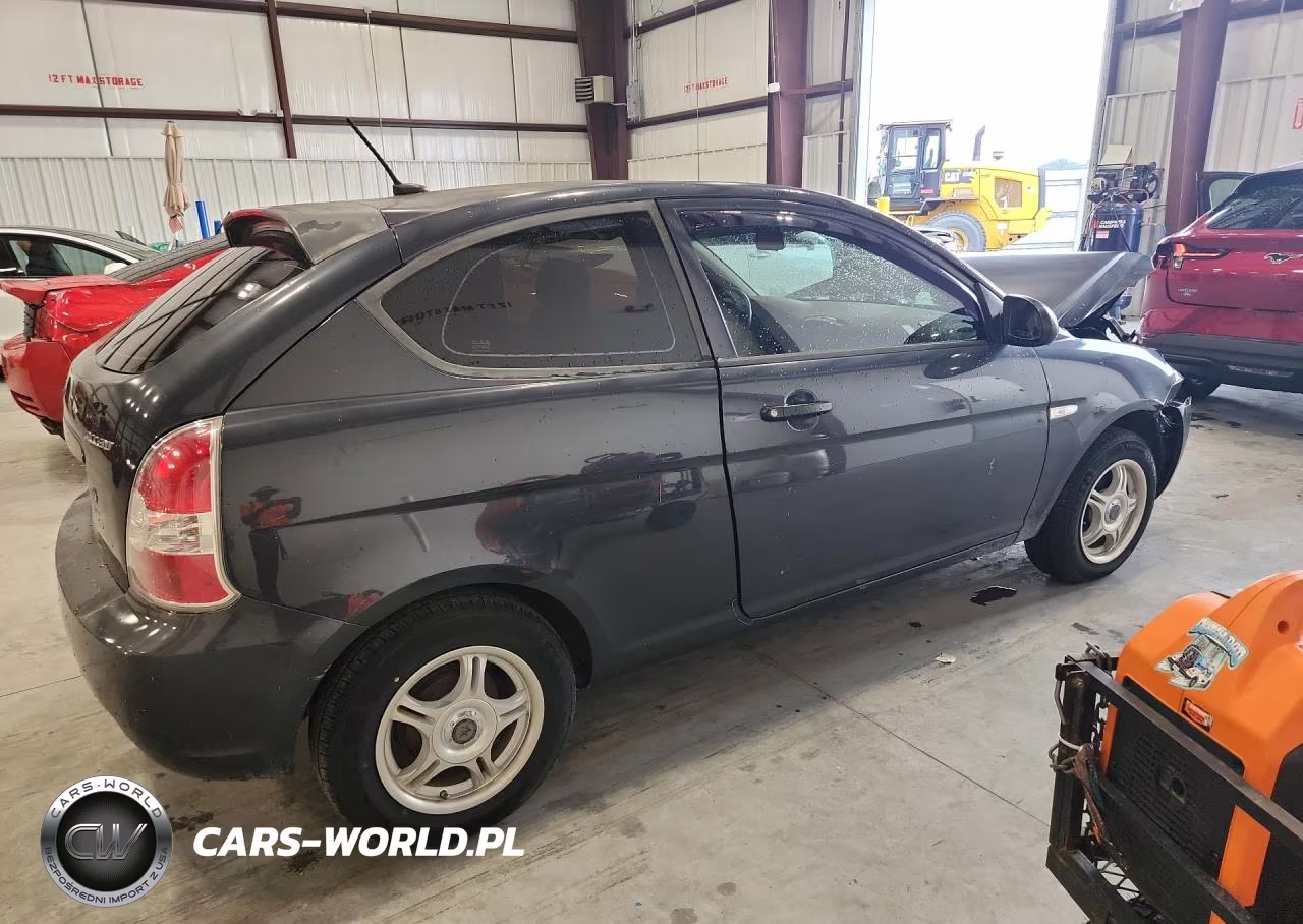 2009 Hyundai Accent Gs VIN:KMHCM36C69U118608 - 3
