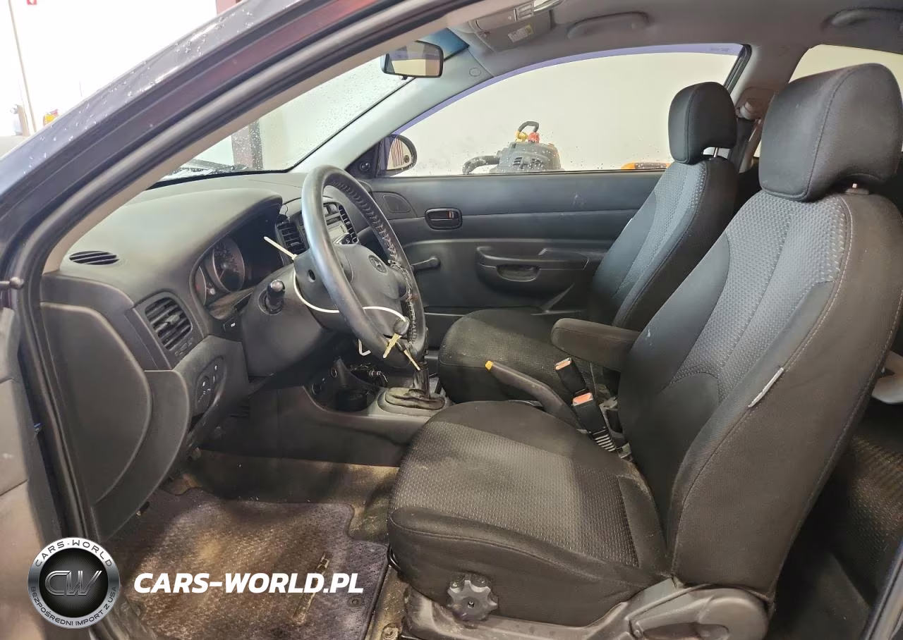 2009 Hyundai Accent Gs VIN:KMHCM36C69U118608 - 7