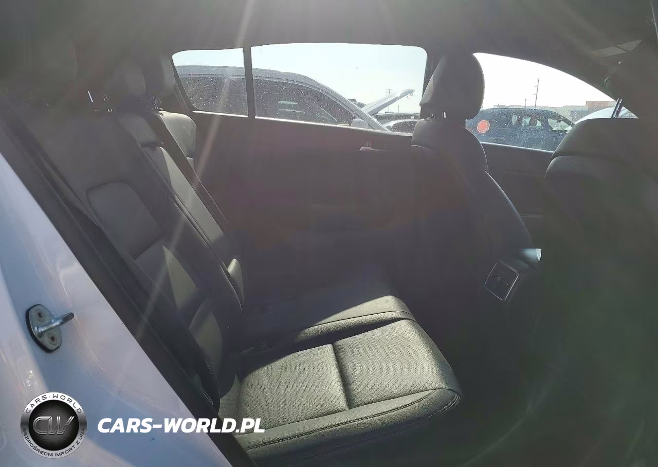 2020 Kia Sportage S VIN:KNDP63AC5L7743546 - 11