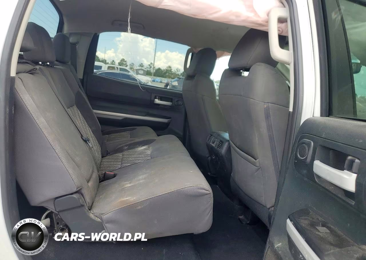 2018 Toyota Tundra Crewmax Sr5 VIN:5TFDY5F1XJX687259 - 10