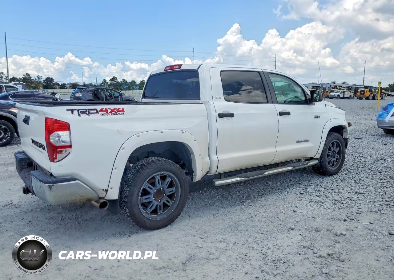 2018 Toyota Tundra Crewmax Sr5 VIN:5TFDY5F1XJX687259 - 3