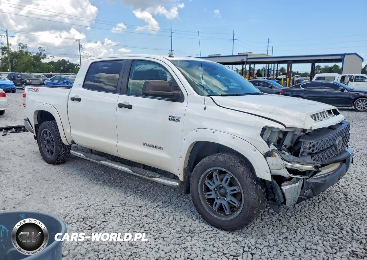 2018 Toyota Tundra Crewmax Sr5 VIN:5TFDY5F1XJX687259 - 4
