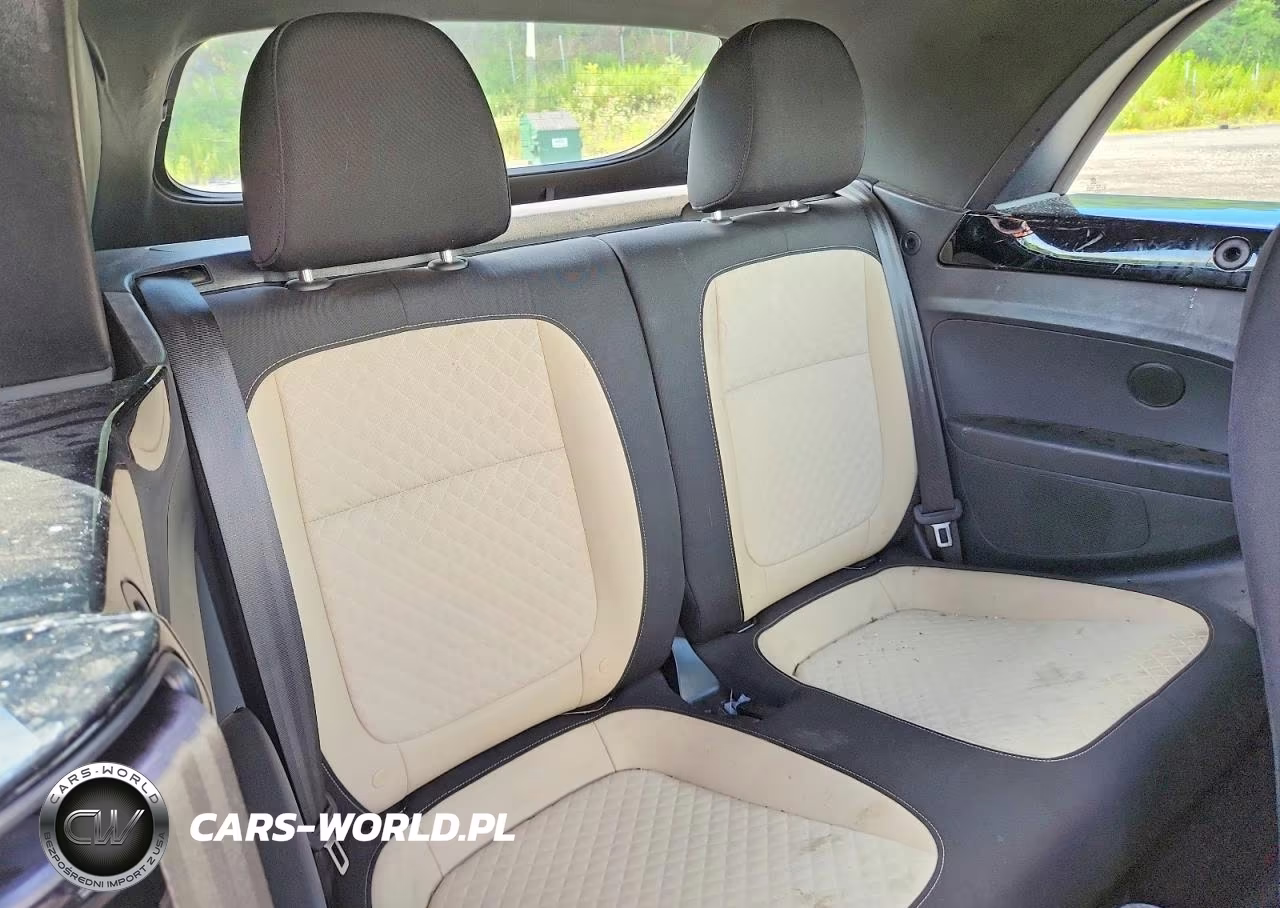 2019 Volkswagen Beetle S VIN:3VW5DAAT0KM510354 - 10