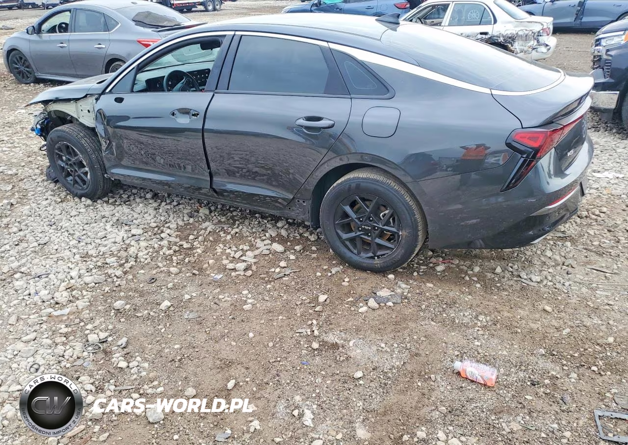 2026 Kia K5 Lxs VIN:KNAG24J74T5460388 - 2