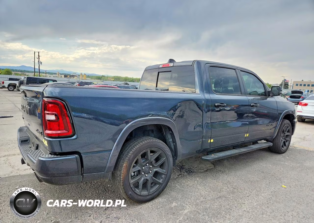 2025 Ram 1500 Laramie VIN:1C6SRFRP4SN742710 - 3