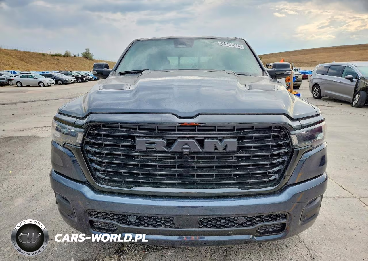 2025 Ram 1500 Laramie VIN:1C6SRFRP4SN742710 - 5