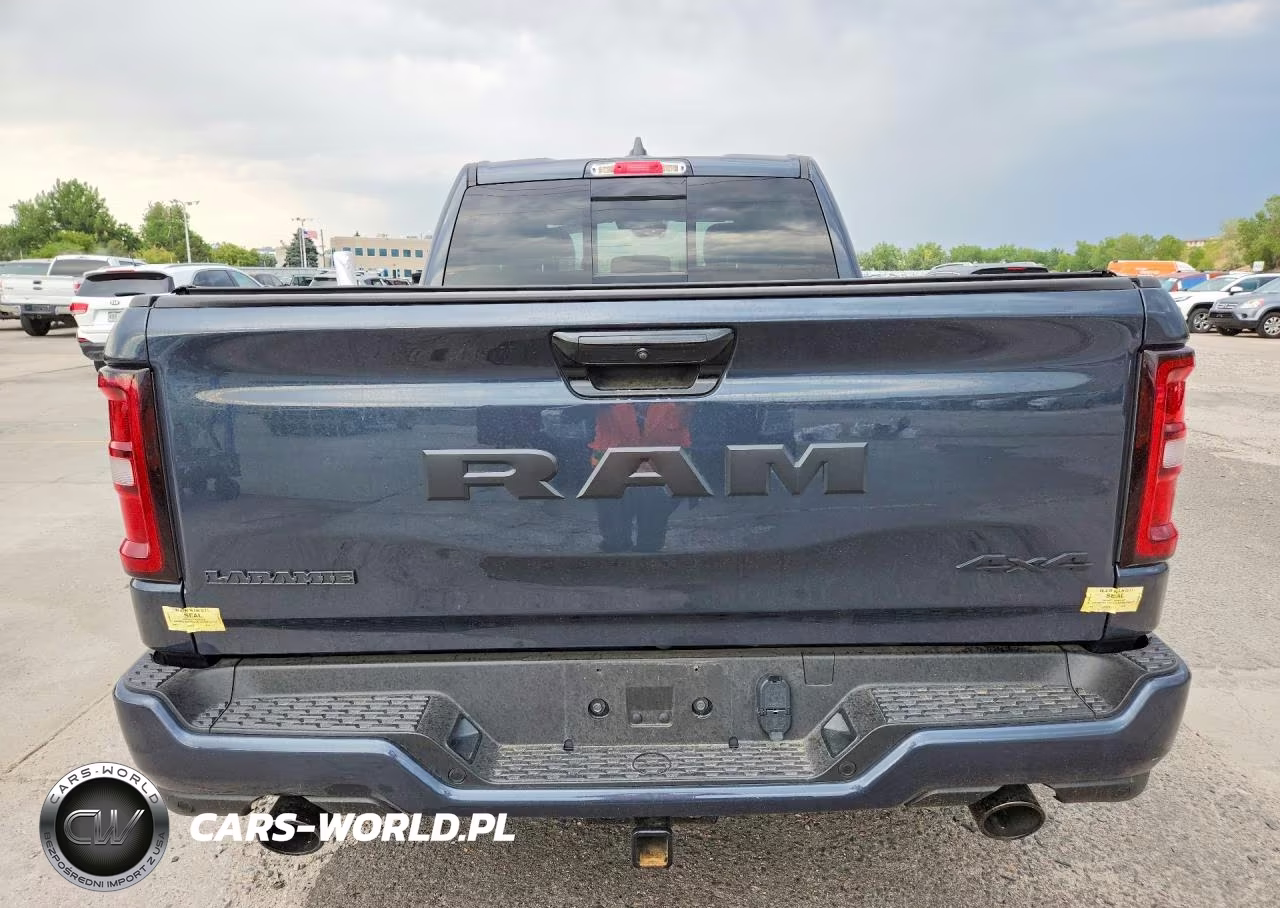 2025 Ram 1500 Laramie VIN:1C6SRFRP4SN742710 - 6