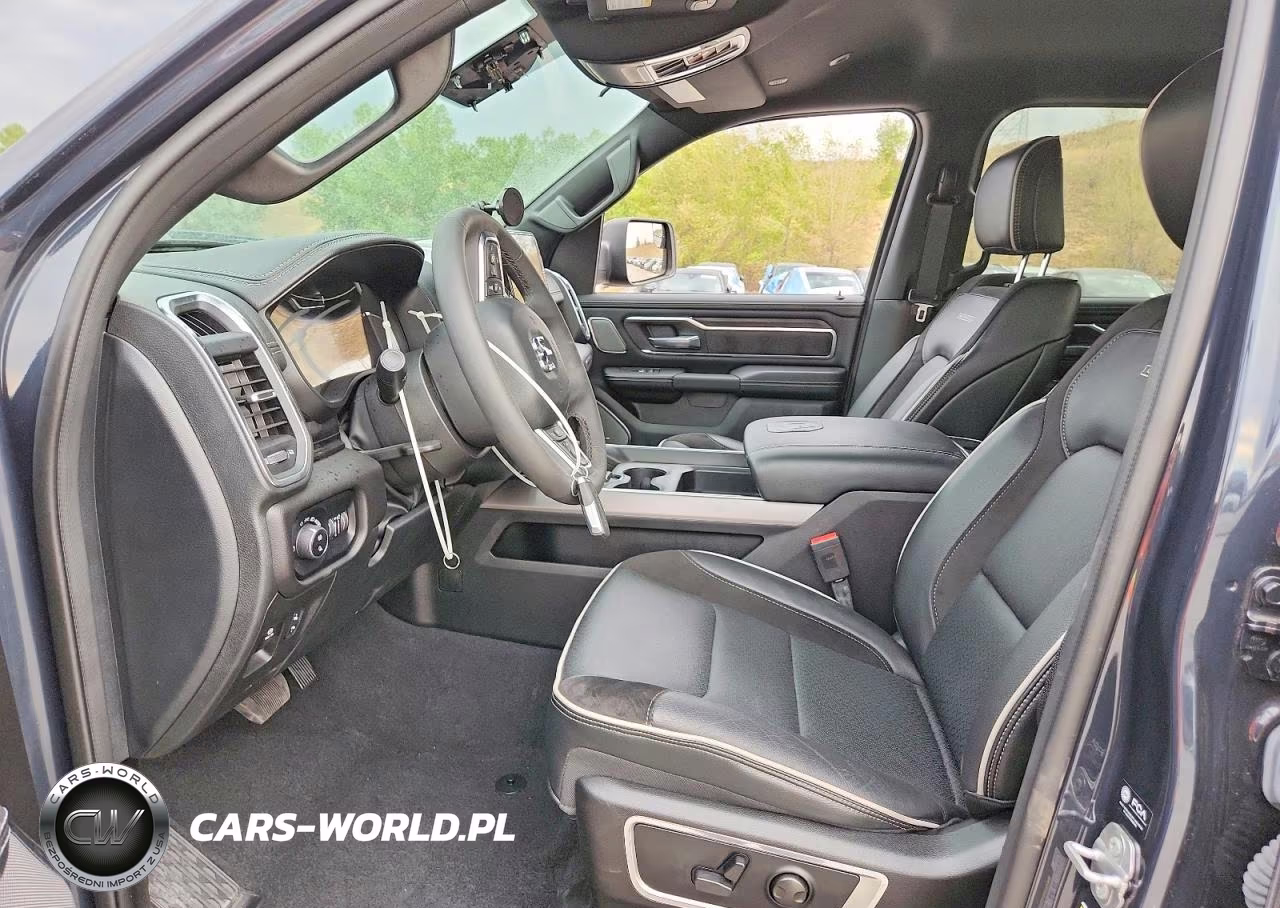 2025 Ram 1500 Laramie VIN:1C6SRFRP4SN742710 - 7
