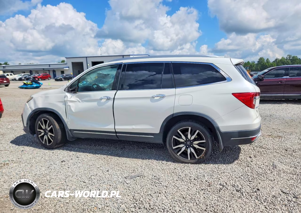 2019 Honda Pilot Touring VIN:5FNYF5H95KB009038 - 2