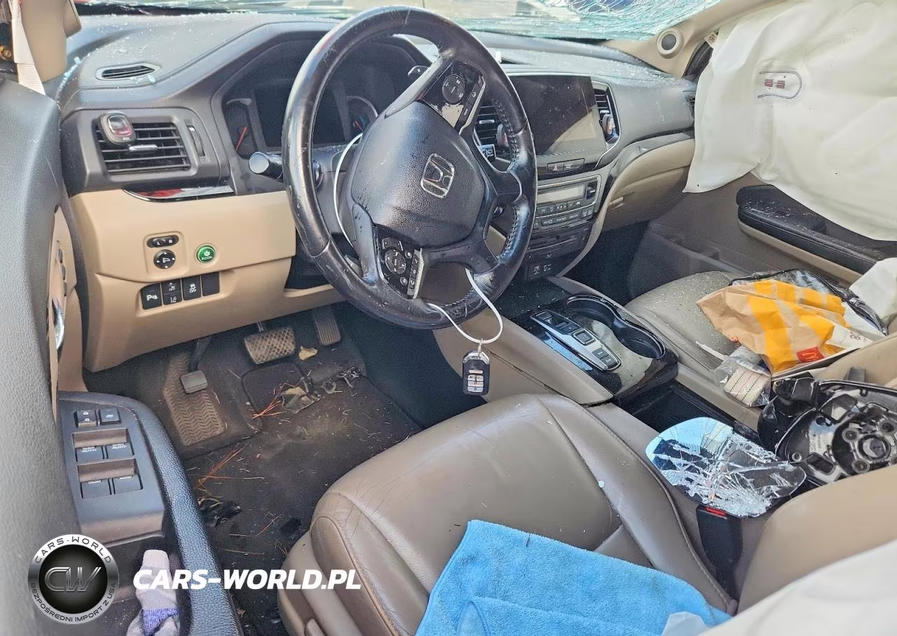 2019 Honda Pilot Touring VIN:5FNYF5H95KB009038 - 8