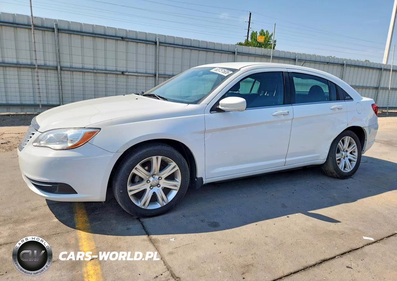 2011 Chrysler 200