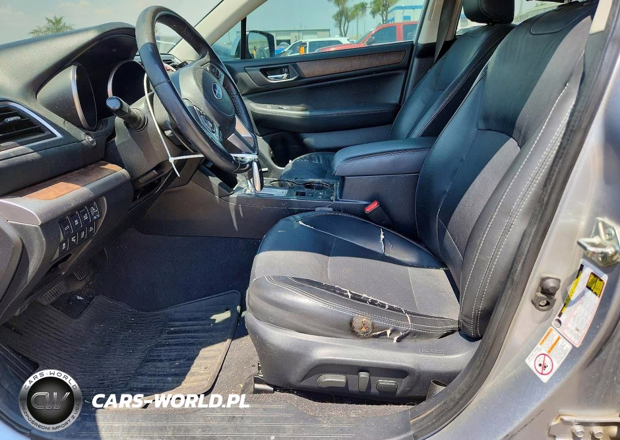 2017 Subaru Outback 3.6R Limited VIN:4S4BSENC8H3223086 - 7