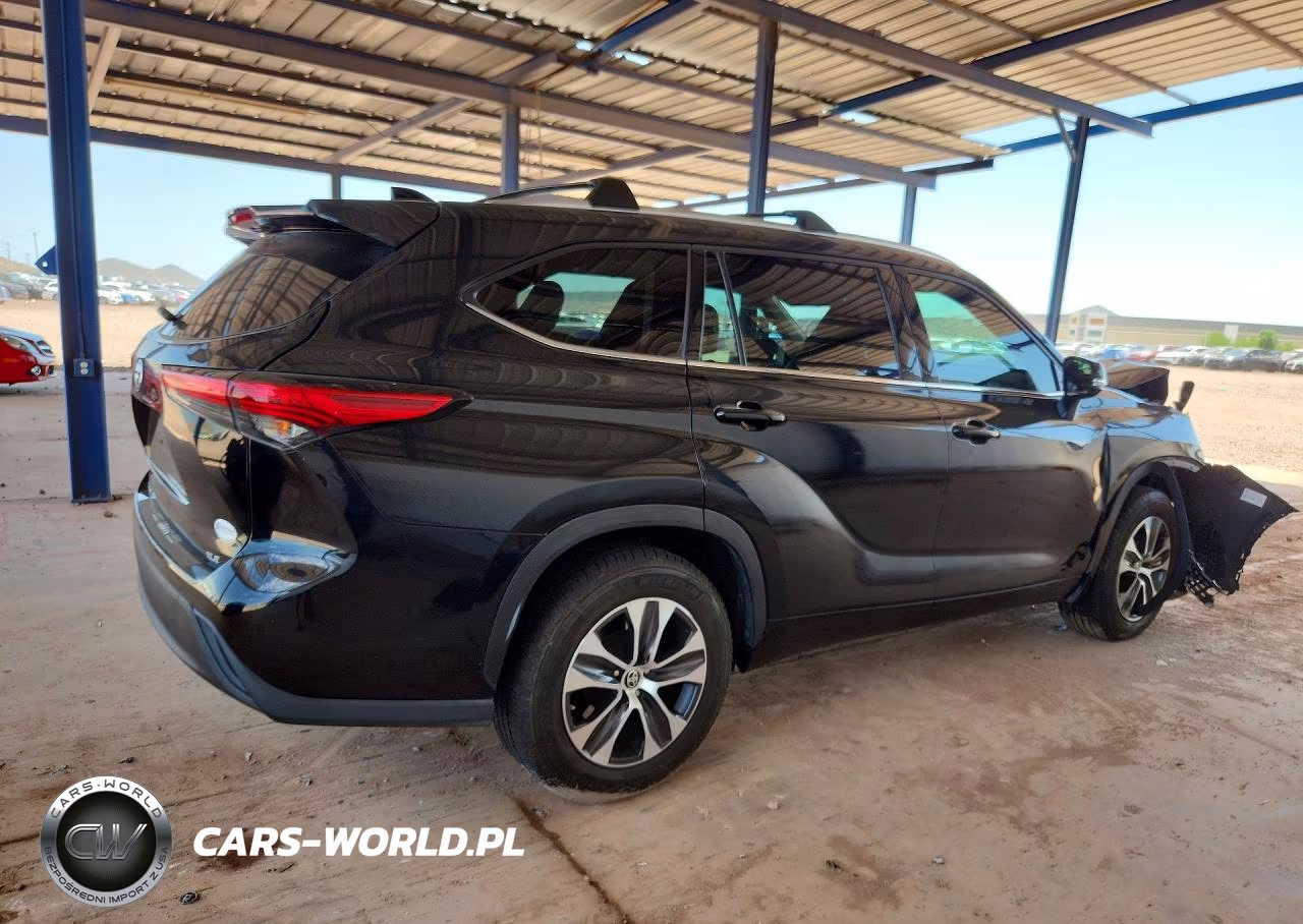 2021 Toyota Highlander Xle VIN:5TDGZRAH4MS051596 - 3