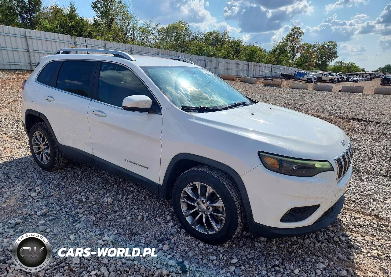 2019 Jeep Cherokee Latitude Plus VIN:1C4PJLLB2KD486316 - 4