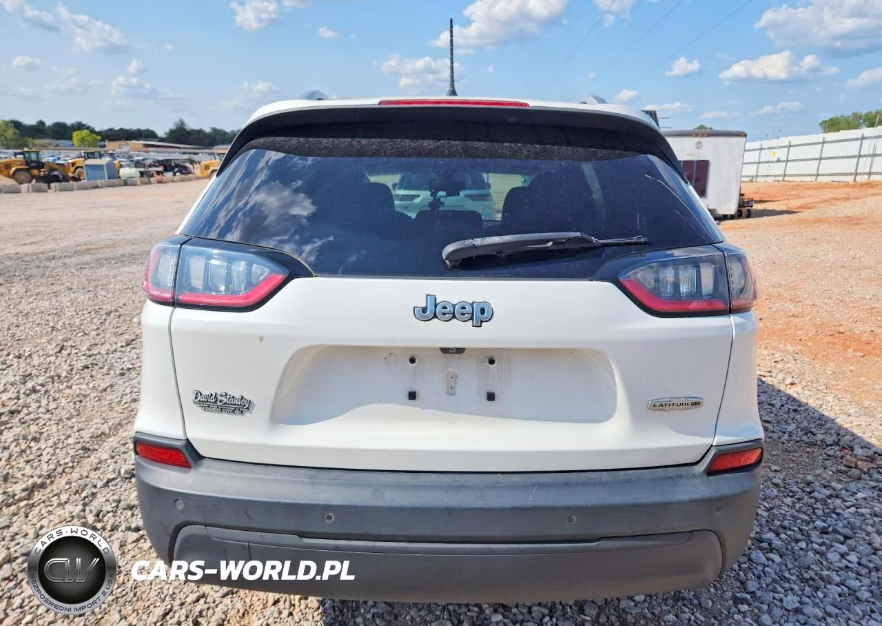 2019 Jeep Cherokee Latitude Plus VIN:1C4PJLLB2KD486316 - 6