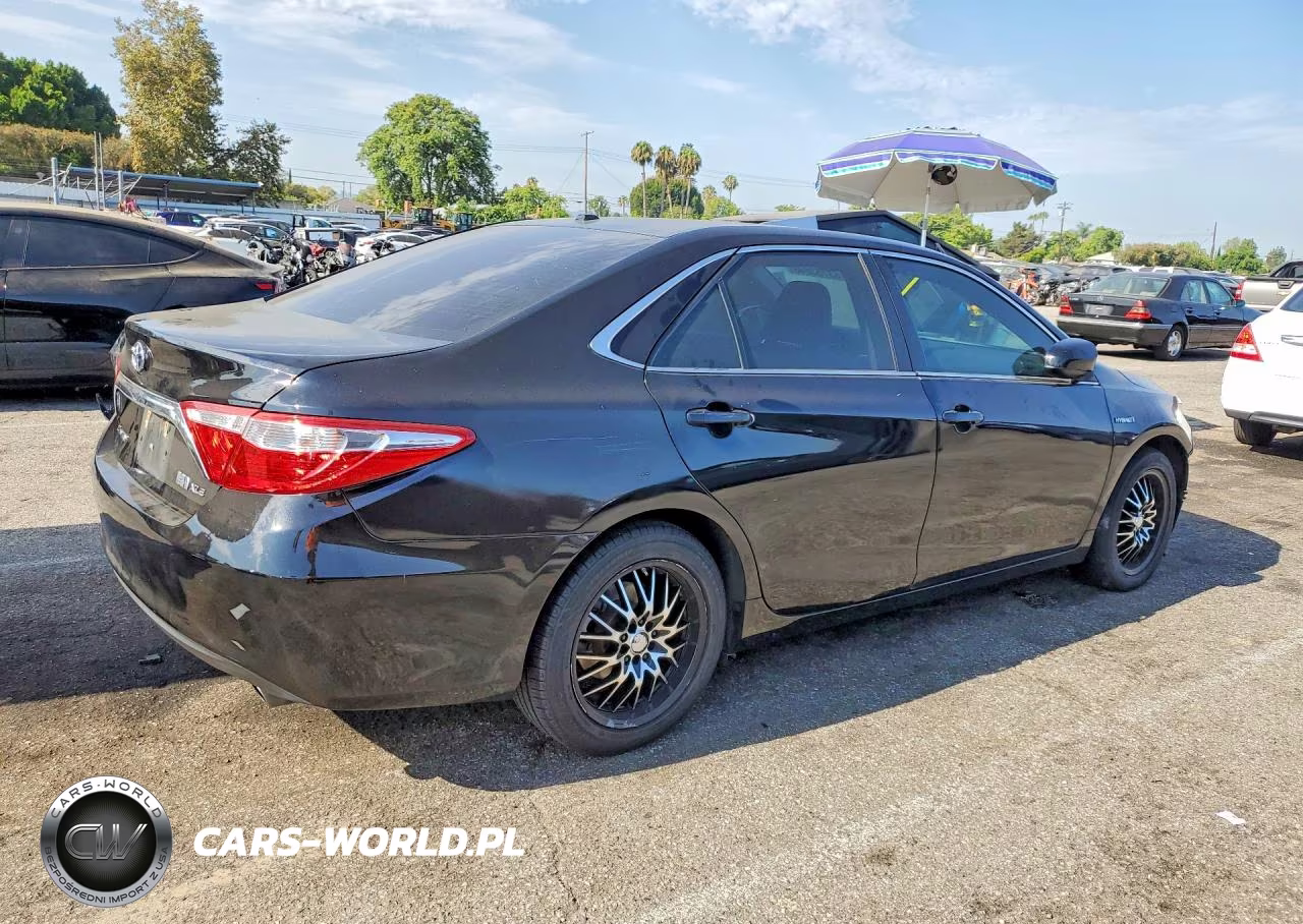 2016 Toyota Camry Hybrid Xle VIN:4T1BD1FK9GU191623 - 3